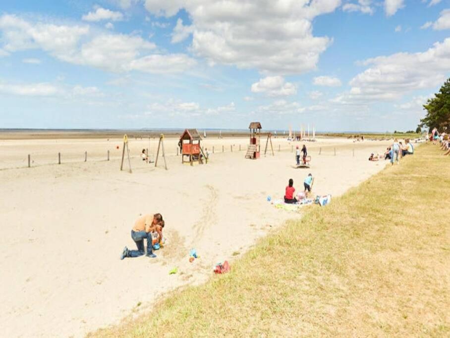 La Baie Du Mont Appartement De Vacances Proche Du Mont Saint Michel Roz sur Couesnon Bagian luar foto
